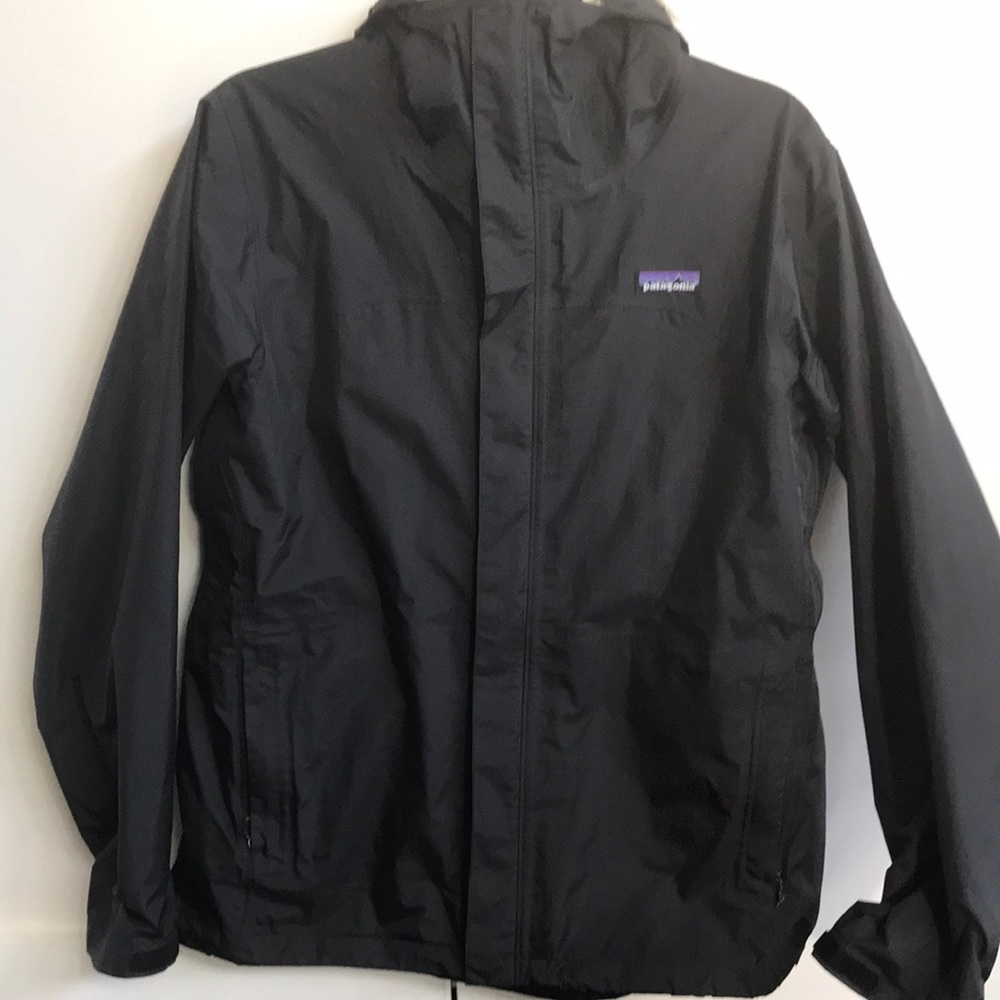 Women’s Patagonia rain jacket- size L